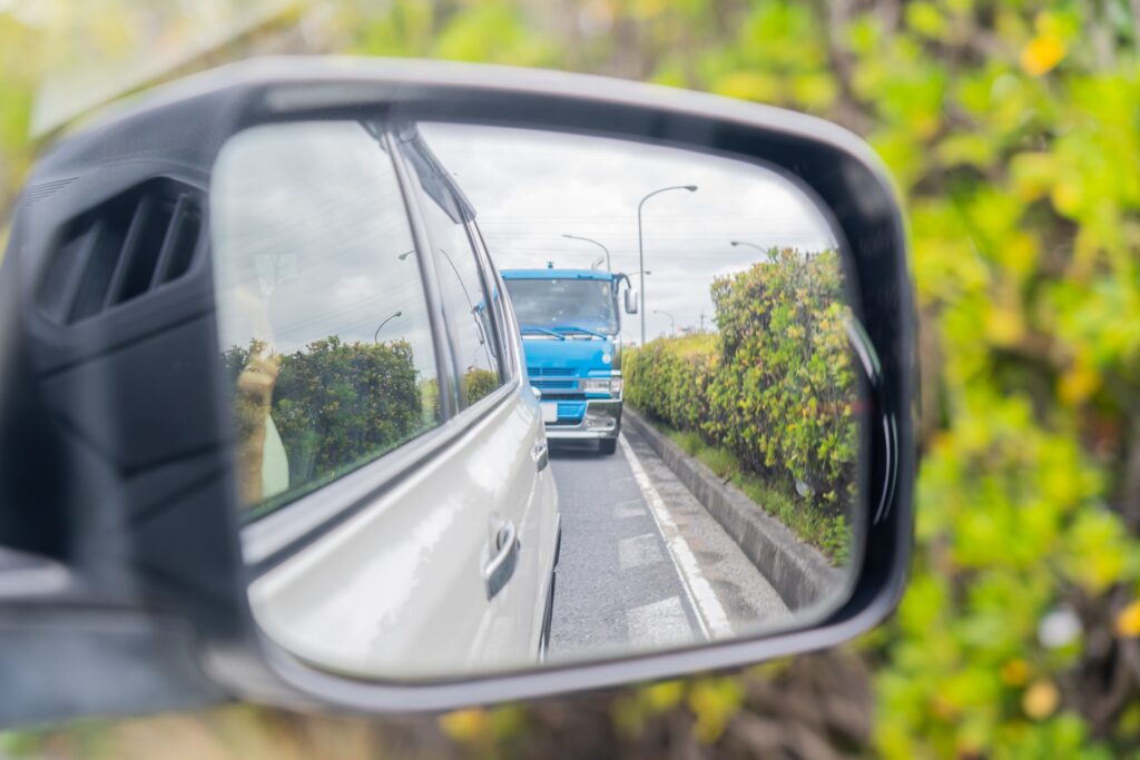 【コラム】後ろの車が気になるときの心構え